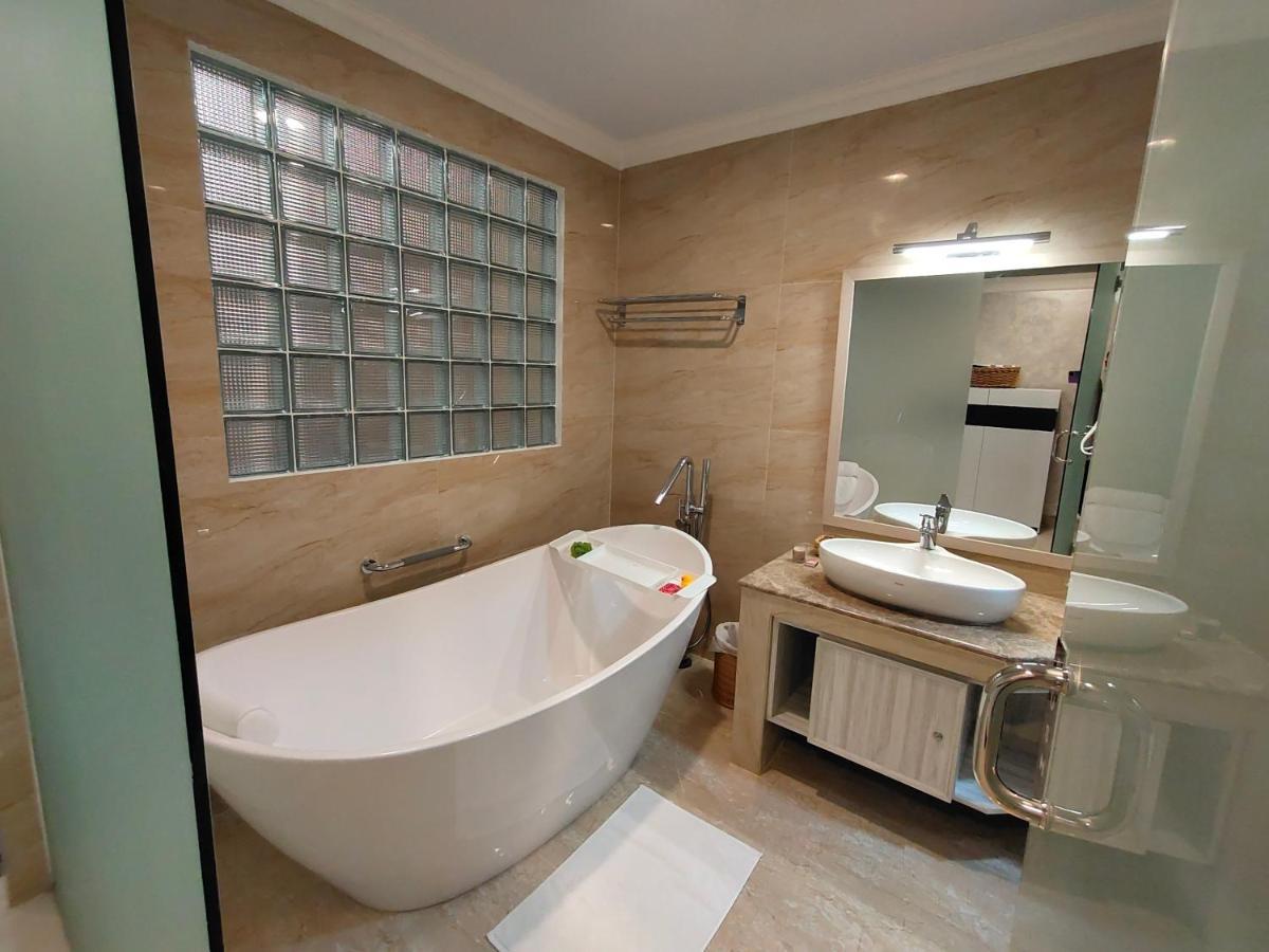Hotel Villa Emitta Tomohon Exterior foto