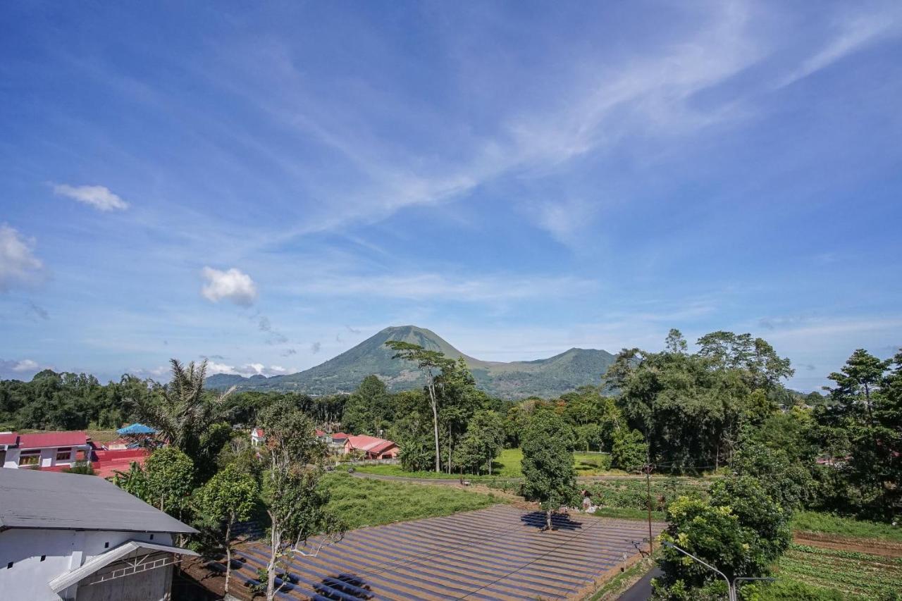 Hotel Villa Emitta Tomohon Exterior foto